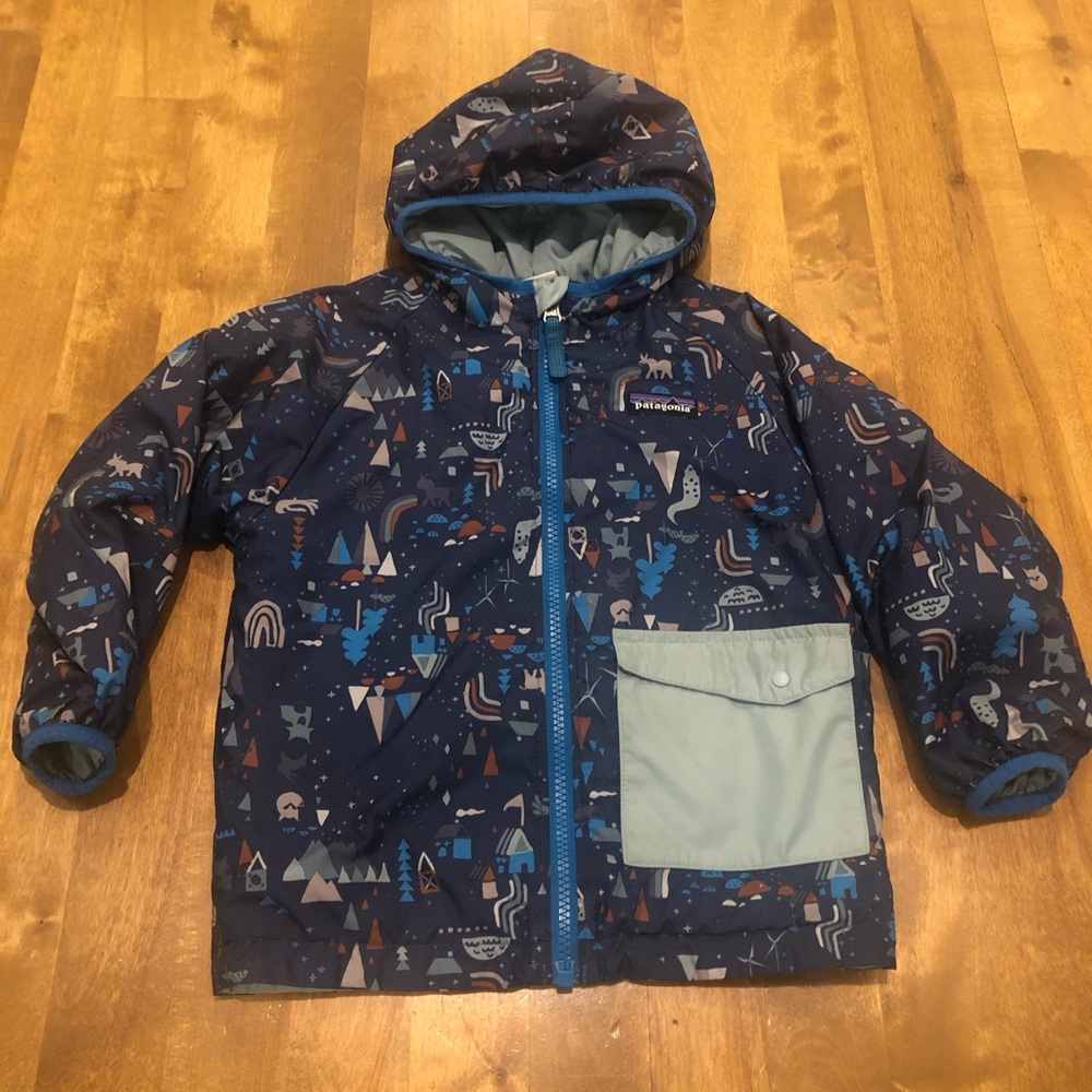 Kids’ Patagonia wind breaker hooded jacket